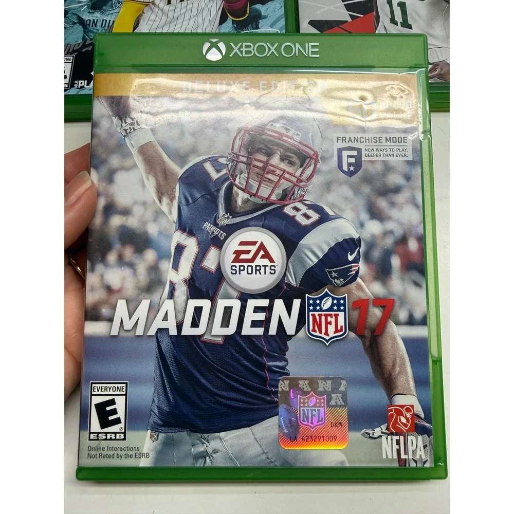 Xbox One Sports Game Lot NBA 2K17 2K18 2K21 MLB The Show 21 Madden 17 Bundle
